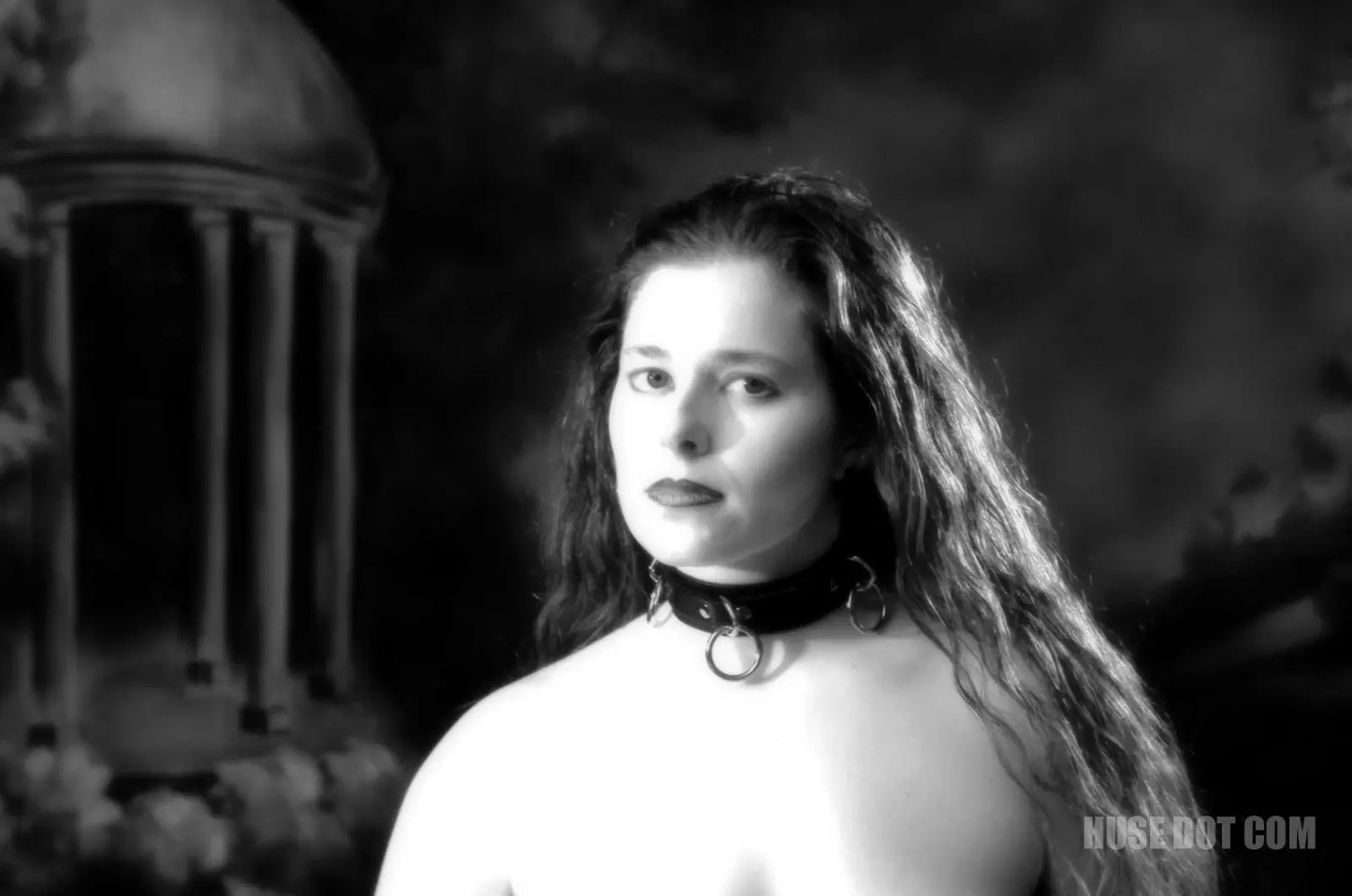 3 ring bondage collar bw model shot