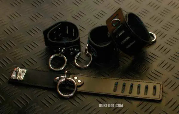 Hasp Bondage Restraints Black Huse Dot Com